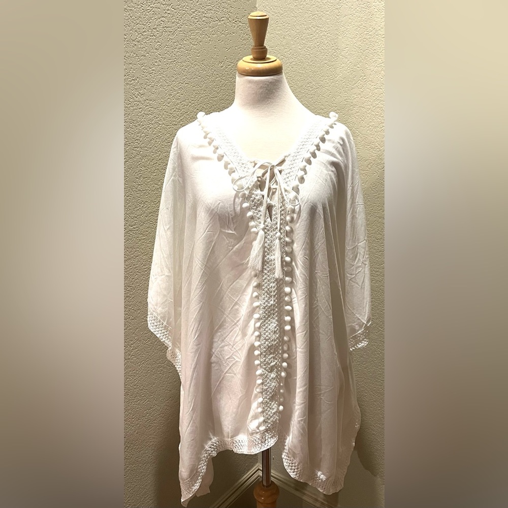 NEW Lulla Collection Bindya Boho Pom Pom Swim Coverup  Lace Trim One Size